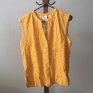 Polka dot sleeveless blouse NWT